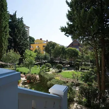 Appartement With A Parking Space - 14565 Pula